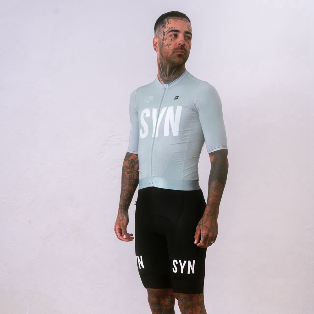 طقم بدلة ركوب الدراجات بأكمام  - مراجعة Cycling Bib Shorts وسعره